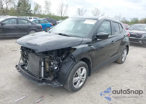 2019 Nissan Kicks S z USA, uszkodzony, nr VIN 3N1CP5CU2KL548725